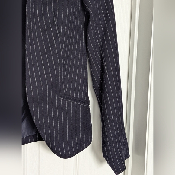 H&M Women's (Size 2) Navy/White Lined Pinstripe Blazer/Jacket - Picture 2 of 15